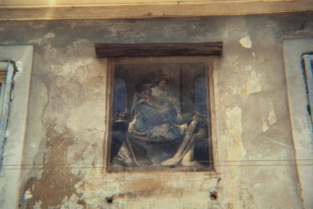 Madonna Del Rosario Di Pompei Edicola In Via Antiche Terme N. 119  Presso La Chiesa Di S. Lucia
